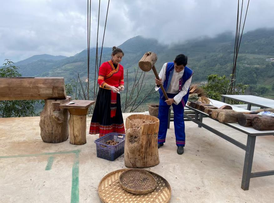 云南野生铁核桃油压榨技艺 山林馈赠的“液体诗篇”