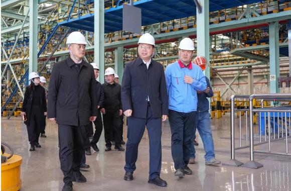 ‌赵瑞君到云南绿色低碳示范产业园宣讲党的二十届四中全会精神